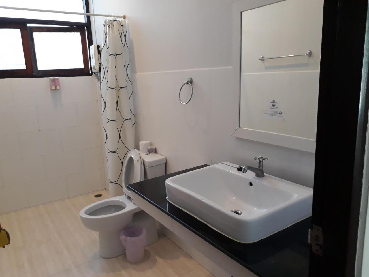 Doppelzimmer mit eigenem externen Bad